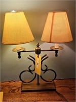 MODERN TABLE/DESK LAMP