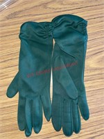 Vintage green ladies cotton gloves (con1)