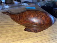 Heavy wood carved whale (con1)