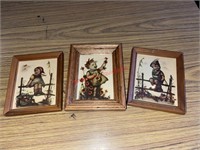 3 framed small Hummel prints  (con1)