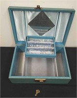 Vintage jewelry box with key