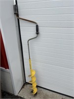 Yellow auger