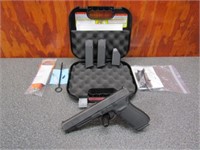 Glock 40 Gen 4 10mm Semi Auto, 3-15rd mags, Case