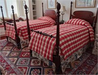 Antique Four Poster Pineapple Twin Beds