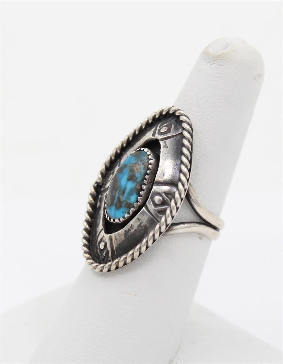 Vintage Sterling Silver & Genuine Turquoise Ring