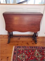 VICTORIAN DROP LEAF GATE LEG TABLE