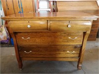 Vintage 4 Drawer Dresser on Wheels 42wx20dx35t