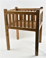 Small Slatted Wood Plate Stand/Table