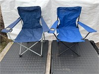 2 Arm Chairs with Cup Holder