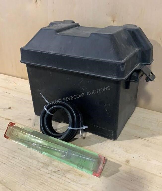 Battery Box w/ Accessories