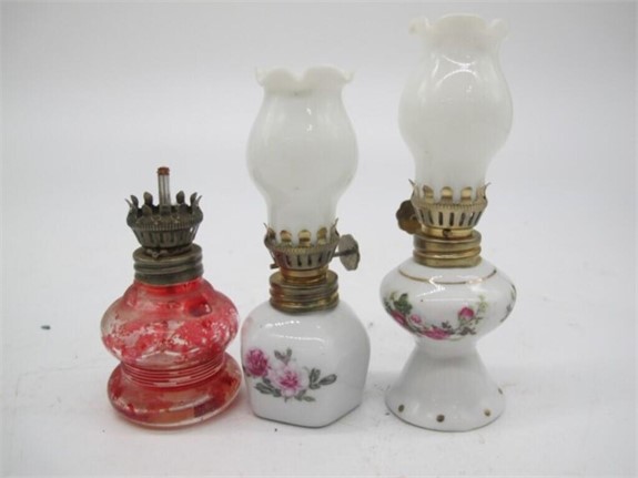 April Showers of Antiques Auction @ Braxton's 4/6/24