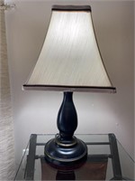 Modern black & brass-look table lamp    -S