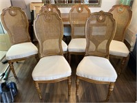 6 dining chairs      -QU