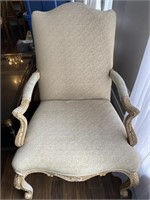 Heritage Queen Anne style arm chair      -QQ