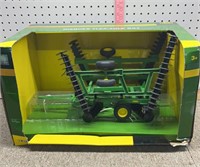 John Deere flex fold 637 disk