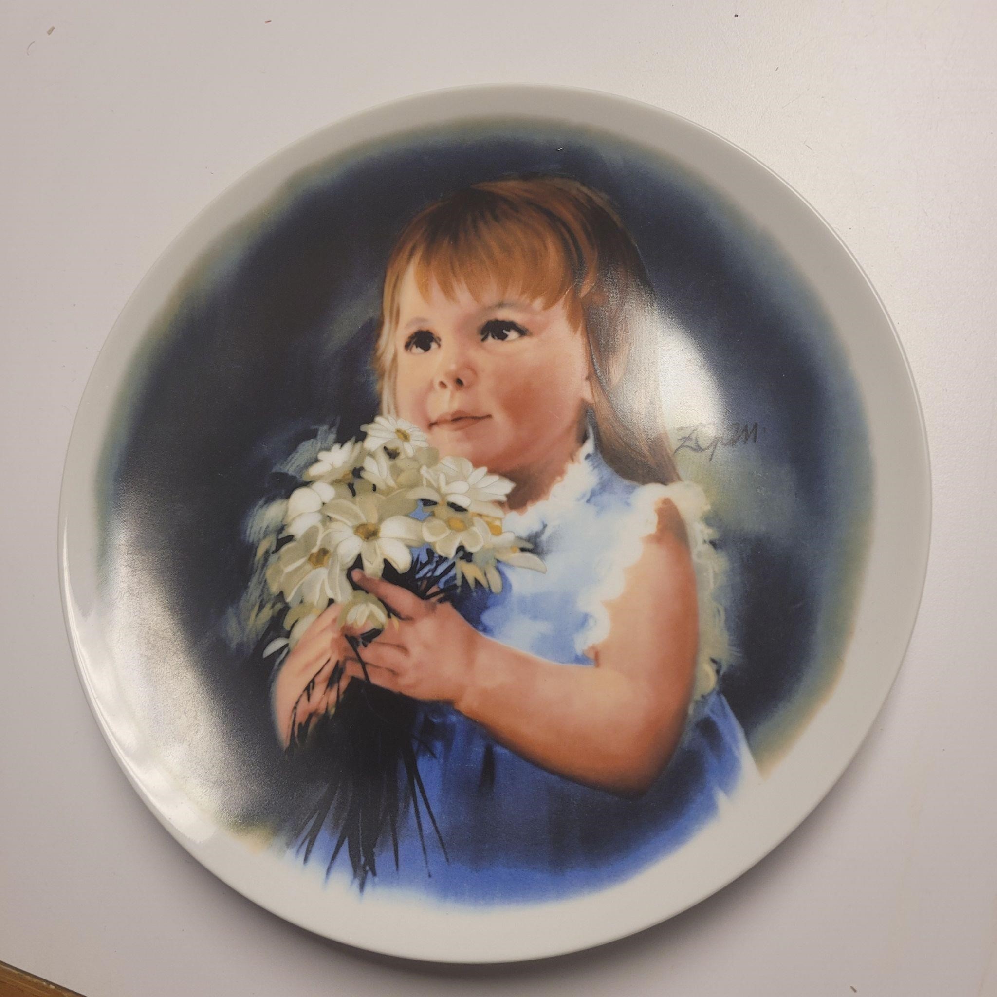 Porcelain collectors plate, brunette girl