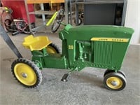 John Deere 20 Pedal Tractor