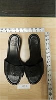Toby Burch Black Leather Heels Size 9 1/2