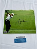 Tiger Woods Signed Photo Certified With COA