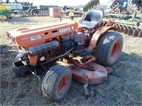 KUBOTA D7100 HST 4WD TRACTOR WITH BELLY MOWER
