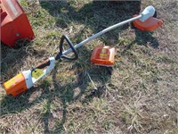 STIHL FSA85 WEED EATER WITH CHARGER