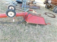 FARM KING 8" HYDRAULIC DRIVE PIT AUGER