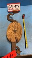 Wooden single sheave  block pulley