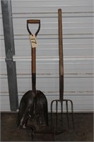 shovel, small anvil, pitchfork