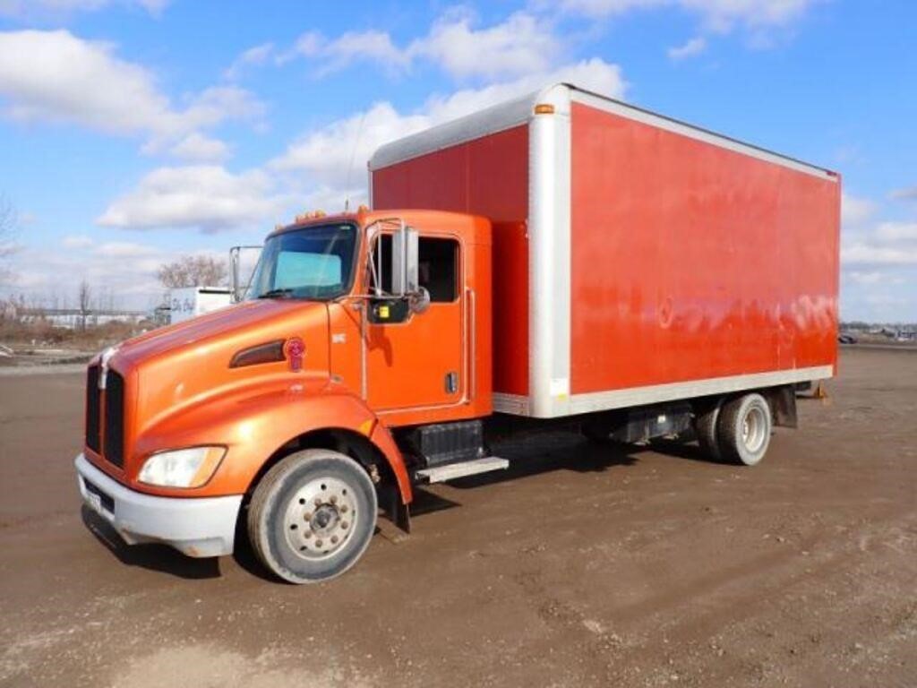 2009 Kenworth T370 S/A Van Truck 2NKHHM5HX9M939107