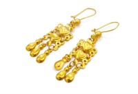 Yellow gold heart chandelier earrings