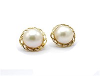 Mabe pearl & 14ct yellow gold earrings