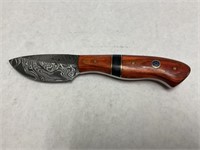 Custom 6 1/2” Damascus + Pakka Wood Skin Knife