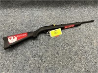 Ruger 10/22 Cal. 22 LR W/ Rail *NIB*