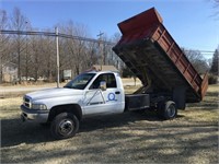 TITLED 1999 Dodge Dump Truck