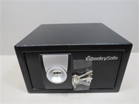 Small Sentry Office or Handgun Safe – 11.5” x 10”