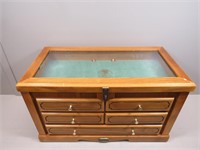 Thomas Museum Series Display Chest – 23” x 12” x