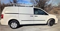 2013 DODGE CARGO VAN  111968 MILES APROX