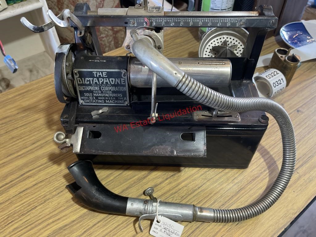 The Dictaphone machine (con1)