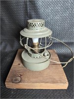 Electrified R.R. Lantern, Works