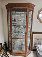 Vintage Curved Glass/ Lighted Display Cabinet (no