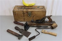 NICE Old Wooden Toolbox, Wood Planer, Scrapers+