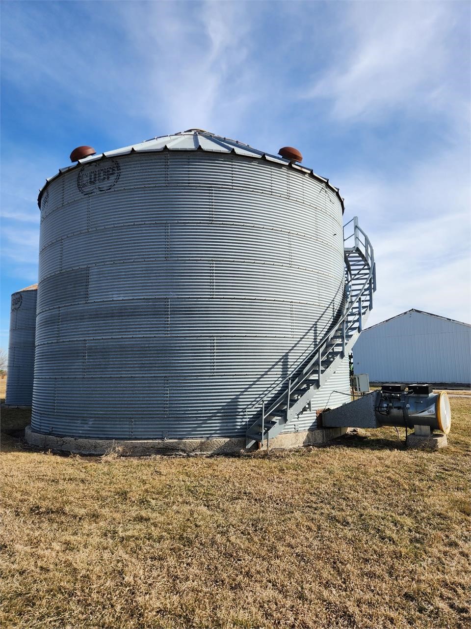 10,000bu COOP grain bin without GSI dryer