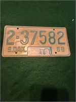 Vtg South Dakota 1968 Plate