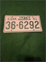 Vtg South Dakota 1961 plate