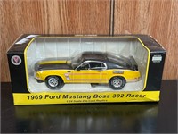 Auto Value 1969 Ford Mustang Boss 302 Racer 1:24