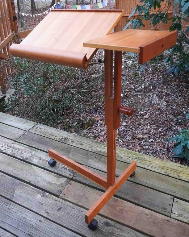 Wooden Adjustable Music Stand/desk
