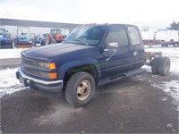 1996 Chevy 3500 4WD Extended Cab Pickup/Chassis