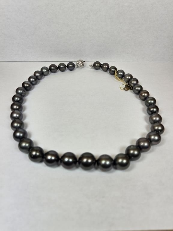 Tahitian Pearl Necklace