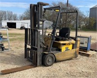 CAT Forklift w/Barrett Perma-Gard Battery Charger