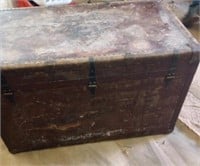 Vintage/Antique Trunk with Tray